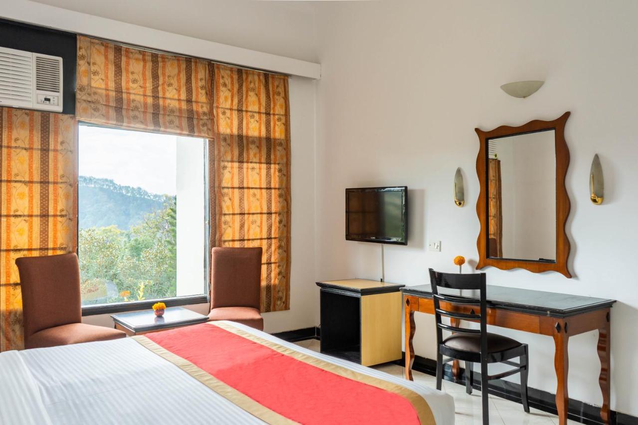 Country Inn Nature Resort Bhīm Tāl Dış mekan fotoğraf