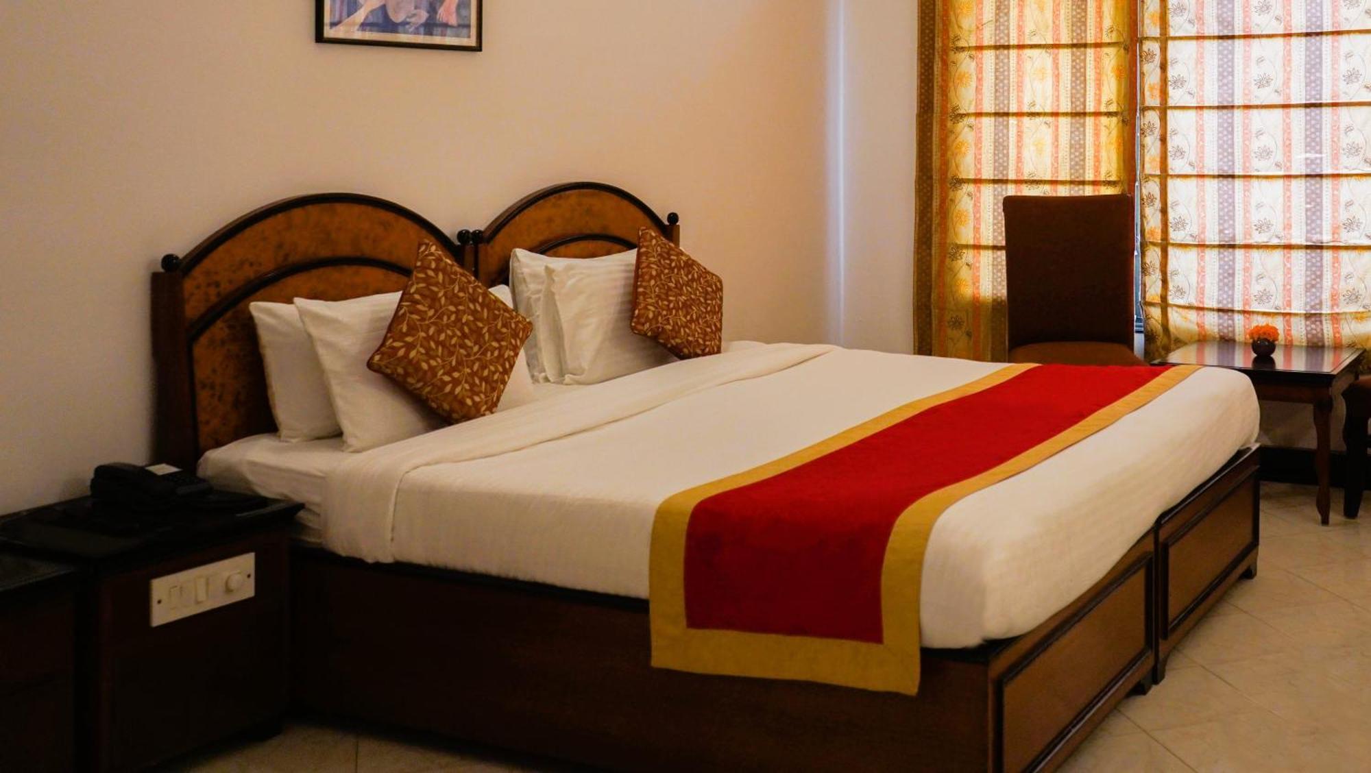 Country Inn Nature Resort Bhīm Tāl Dış mekan fotoğraf